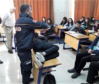 İlimizde bulunan İstanbul Gaziantepliler Anadolu Lisesi öğrencilerine ‘deprem bilinci eğitimi verilerek tahliye tatbikatı’ gerçekleştirilmiştir. 