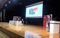 Şehitkamil Kültür Merkezi’nde Gaziantep İl Afet ve Acil Durum Müdürlüğü eğitmenleri tarafından Şehitkamil Kaymakamlığı’na bağlı muhtar, imam ve okul müdürlerine “Afet Farkındalık Eğitimi” verilmiştir.