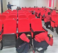 19.02.2020 tarihinde Şehit İsa Karataş Ortaokulu öğrencilerine Afet Bilinci Eğitimi verildi. 